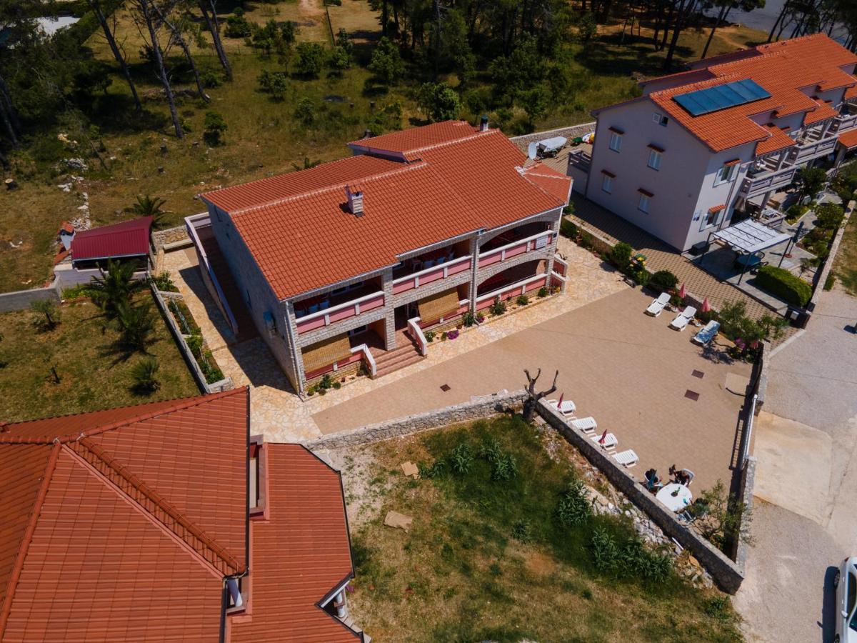 Apartments Pavic - Sapavac Vir Exteriér fotografie
