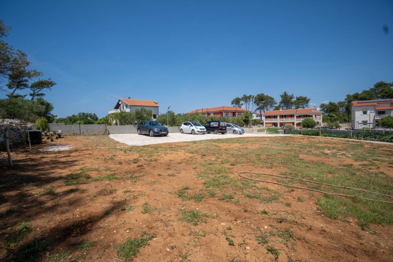 Apartments Pavic - Sapavac Vir Exteriér fotografie
